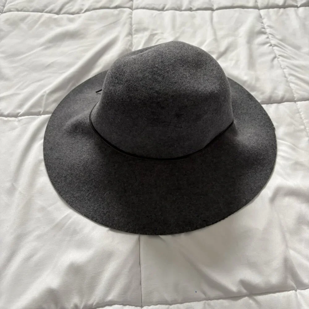 Womens‎ OS 100% Wool Hat Gray Felt Floppy Leather Bow Dainty Romantic Feminine